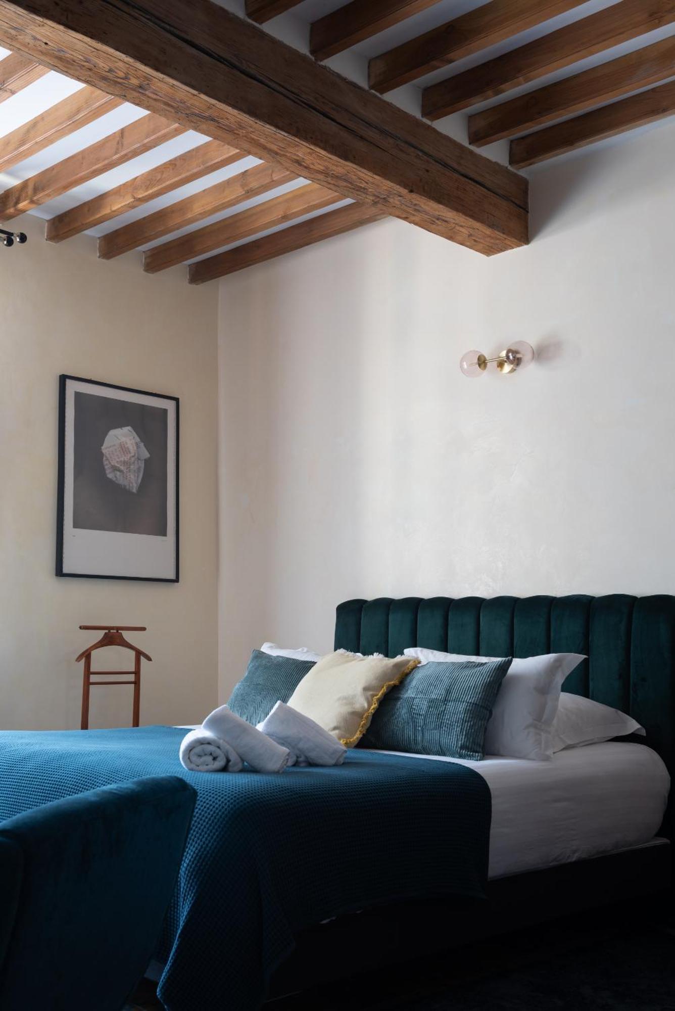 La Maison D'en Bas Des Seigneurs * Cucuron