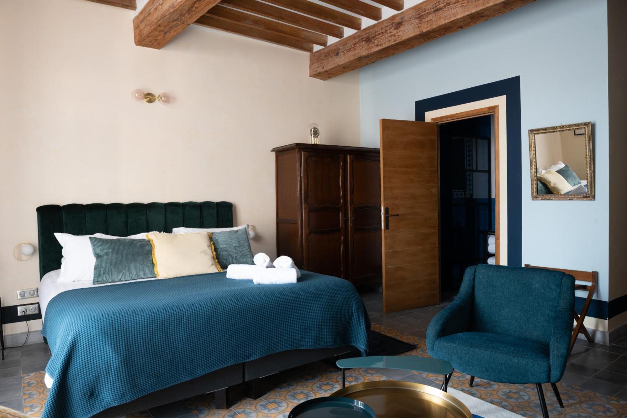 Guest house La Maison D'en Bas Des Seigneurs *