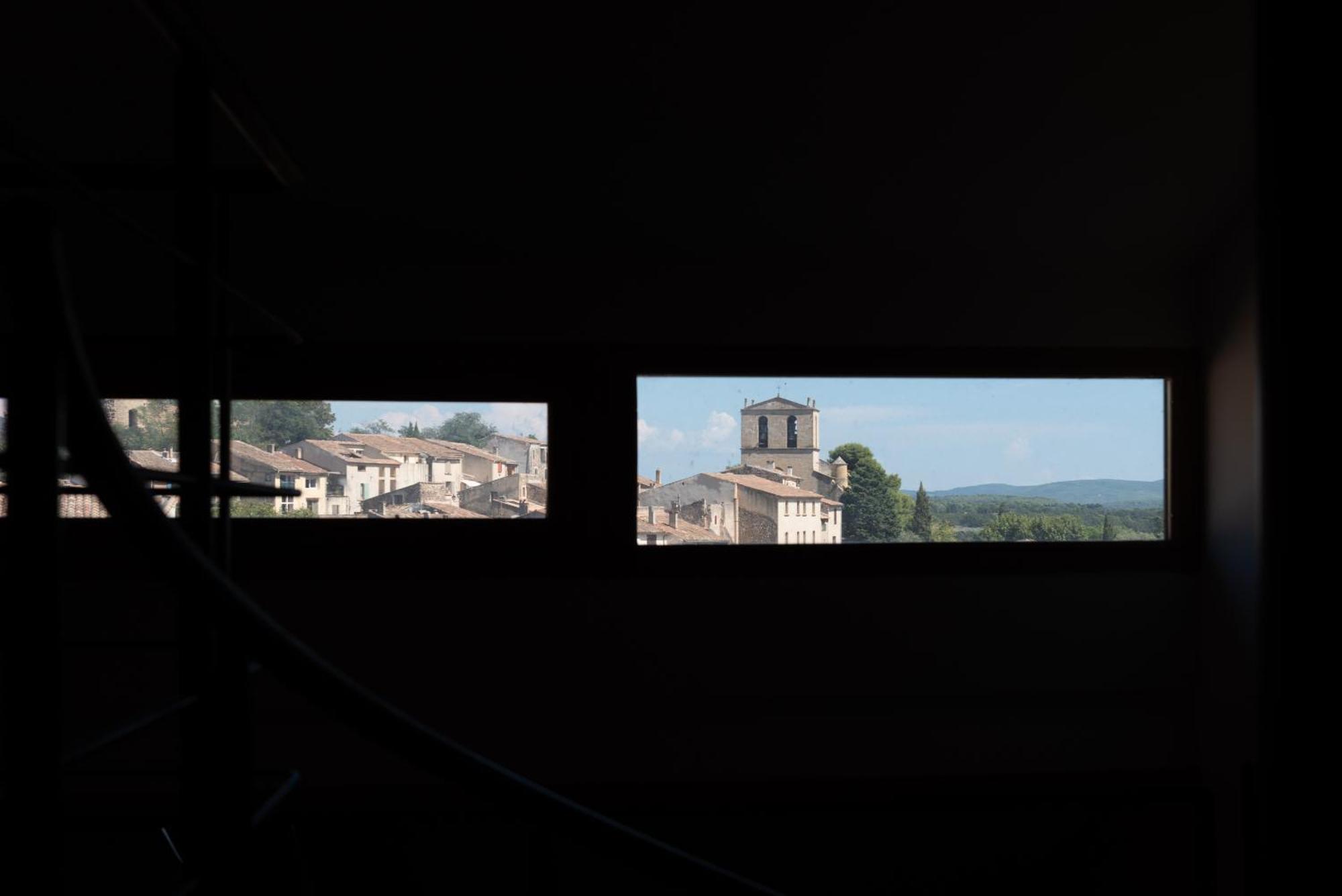 La Maison D'en Bas Des Seigneurs Pensión Cucuron